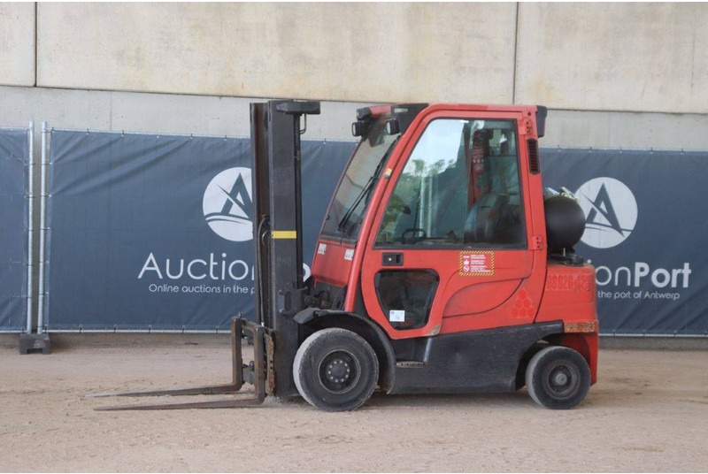 Hyster H2.5FT - Chariot élévateur à gaz: photos 1 Hyster H2.5FT - Chariot élévateur à gaz: photos 1