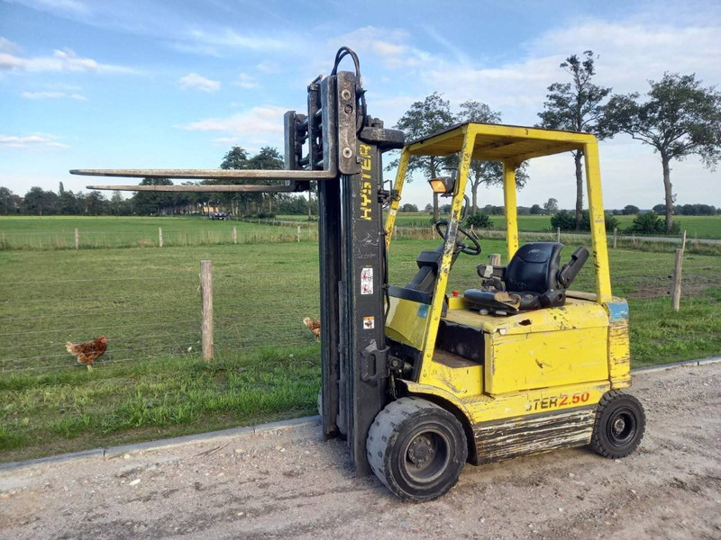 Hyster J2.50XM - Chariot élévateur électrique: photos 4 Hyster J2.50XM - Chariot élévateur électrique: photos 4
