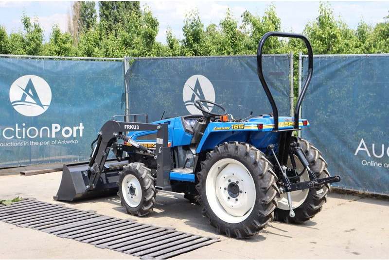 Iseki Landhope 185 - Tracteur agricole: photos 3 Iseki Landhope 185 - Tracteur agricole: photos 3