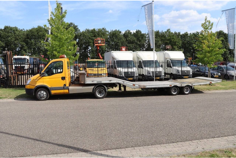 Iveco 35C15T EURO4 - Camion porte-voitures: photos 1 Iveco 35C15T EURO4 - Camion porte-voitures: photos 1