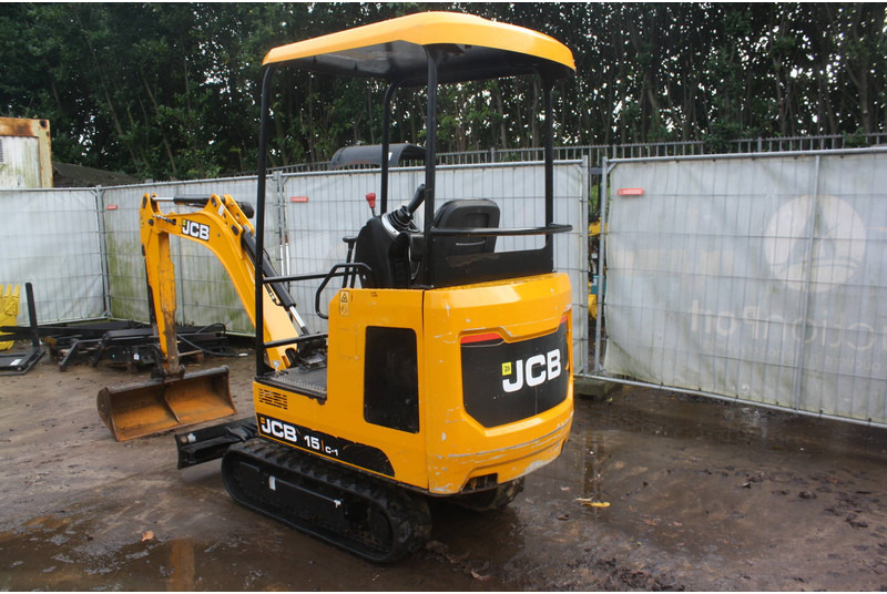 JCB 15C-1 - Mini pelle: photos 3 JCB 15C-1 - Mini pelle: photos 3