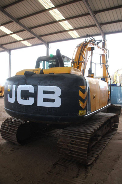 JCB JS130LC 4F - Pelle sur chenille: photos 5 JCB JS130LC 4F - Pelle sur chenille: photos 5