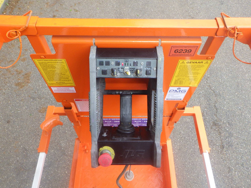 JLG 2032ES - Nacelle ciseaux: photos 5 JLG 2032ES - Nacelle ciseaux: photos 5