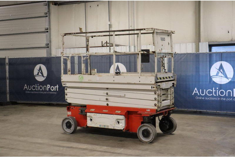 JLG 2646 ES - Nacelle ciseaux: photos 4 JLG 2646 ES - Nacelle ciseaux: photos 4