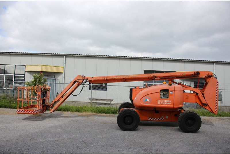 JLG 600AJ - Nacelle articulée: photos 2 JLG 600AJ - Nacelle articulée: photos 2