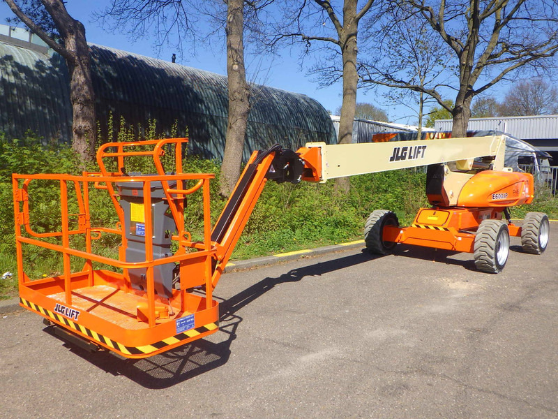 JLG E600JP - Nacelle télescopique: photos 2 JLG E600JP - Nacelle télescopique: photos 2