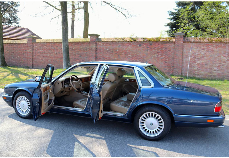 Jaguar XJ Sovereign 4.0 - Berline: photos 3 Jaguar XJ Sovereign 4.0 - Berline: photos 3