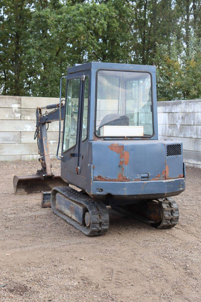 Komatsu PC10-6 - Pelle sur chenille: photos 4 Komatsu PC10-6 - Pelle sur chenille: photos 4