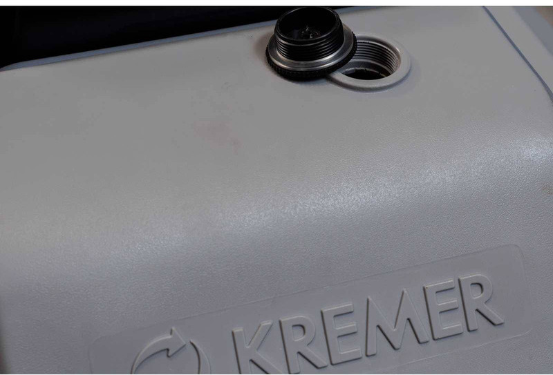 Balayeuse de voirie neuf Kremer KRYZS4 Zit: photos 19 Balayeuse de voirie neuf Kremer KRYZS4 Zit: photos 19