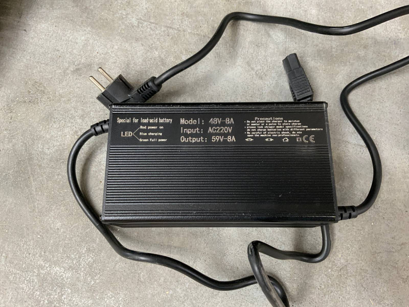 Balayeuse de voirie neuf Kremer KRYZS4 Zit: photos 9 Balayeuse de voirie neuf Kremer KRYZS4 Zit: photos 9