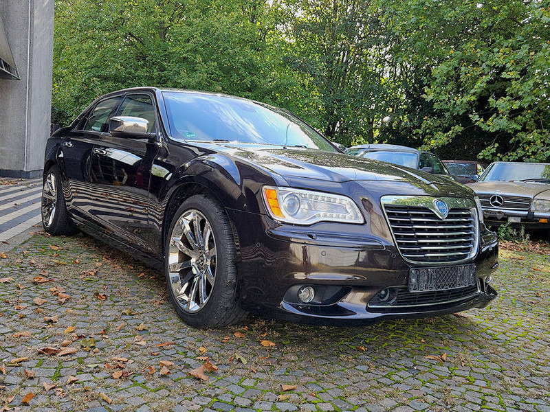 Lancia Thema (II) 3.0 V6 CRD - Berline: photos 3 Lancia Thema (II) 3.0 V6 CRD - Berline: photos 3