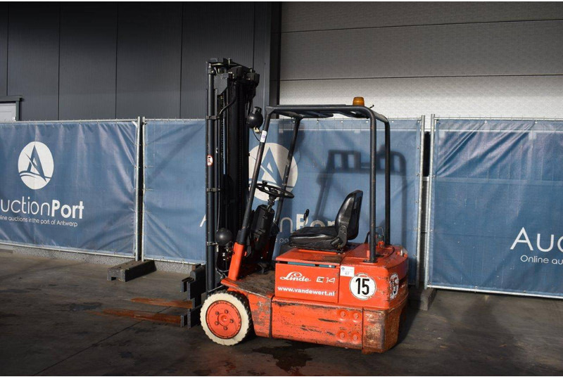 Linde E14 - Chariot élévateur électrique: photos 3 Linde E14 - Chariot élévateur électrique: photos 3