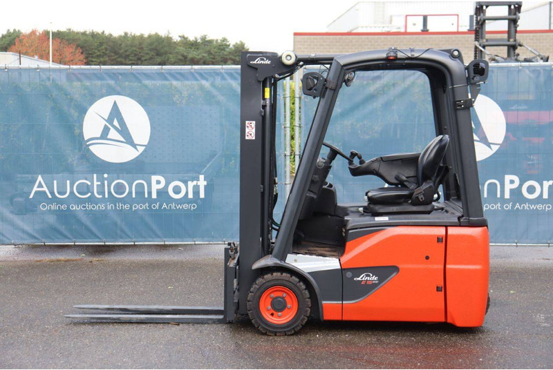 Linde E15-02 - Chariot élévateur électrique: photos 2 Linde E15-02 - Chariot élévateur électrique: photos 2