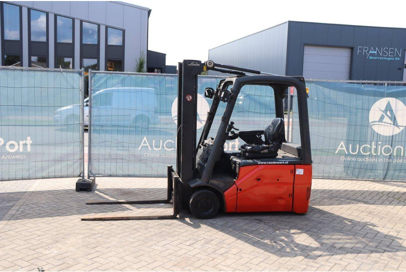 Linde E16-01 - Chariot élévateur électrique: photos 1 Linde E16-01 - Chariot élévateur électrique: photos 1