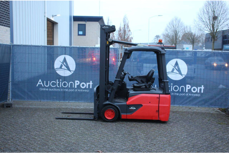 Linde E16-02 - Chariot élévateur électrique: photos 2 Linde E16-02 - Chariot élévateur électrique: photos 2