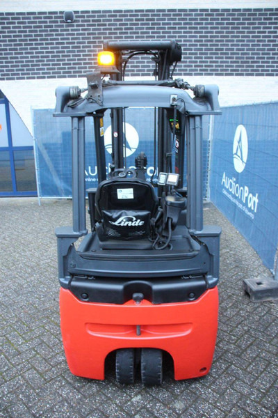 Linde E16-02 - Chariot élévateur électrique: photos 4 Linde E16-02 - Chariot élévateur électrique: photos 4