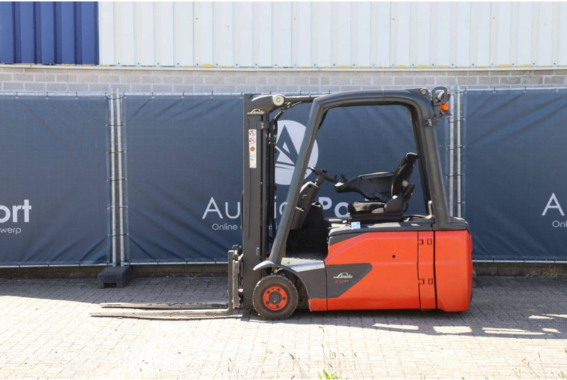 Linde E16L-02 - Chariot élévateur électrique: photos 2 Linde E16L-02 - Chariot élévateur électrique: photos 2