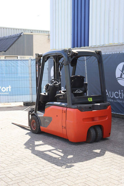 Linde E16L-02 - Chariot élévateur électrique: photos 4 Linde E16L-02 - Chariot élévateur électrique: photos 4