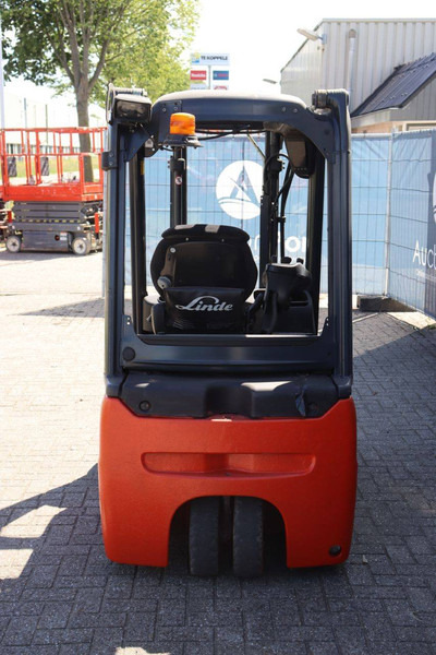 Linde E16L-02 - Chariot élévateur électrique: photos 5 Linde E16L-02 - Chariot élévateur électrique: photos 5