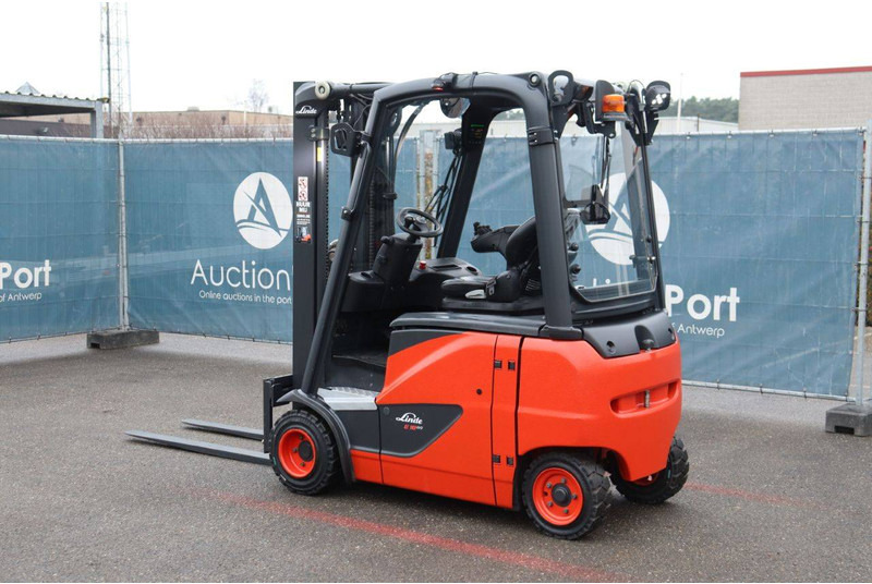 Linde E18PH-02 - Chariot élévateur électrique: photos 3 Linde E18PH-02 - Chariot élévateur électrique: photos 3