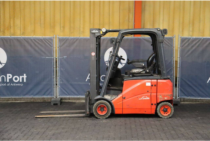 Linde E20PH-01 - Chariot élévateur électrique: photos 2 Linde E20PH-01 - Chariot élévateur électrique: photos 2