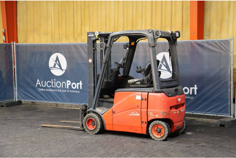Linde E20PH-01 - Chariot élévateur électrique: photos 3 Linde E20PH-01 - Chariot élévateur électrique: photos 3