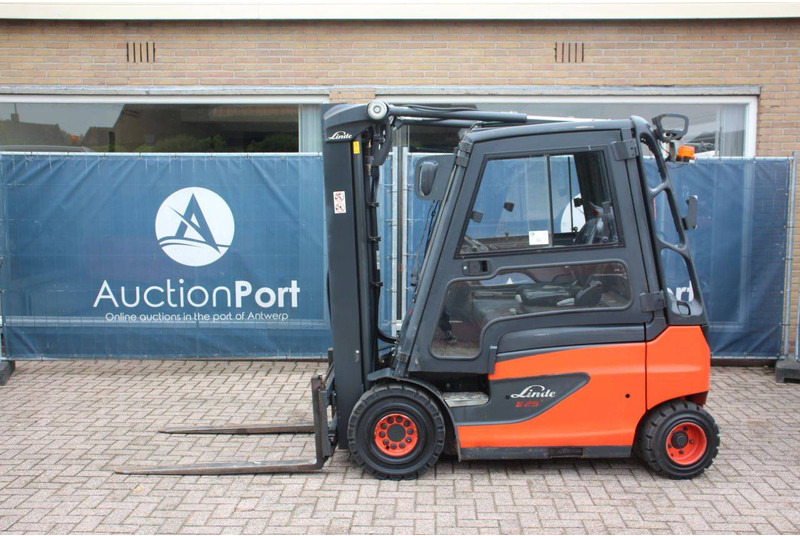 Linde E25-01 - Chariot élévateur électrique: photos 2 Linde E25-01 - Chariot élévateur électrique: photos 2