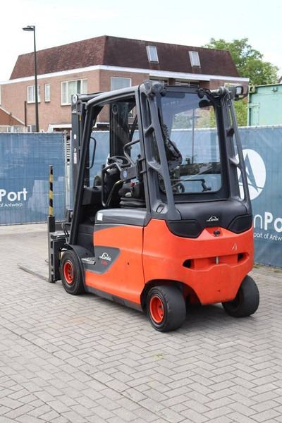 Linde E25HL-01/600 - Chariot élévateur électrique: photos 4 Linde E25HL-01/600 - Chariot élévateur électrique: photos 4