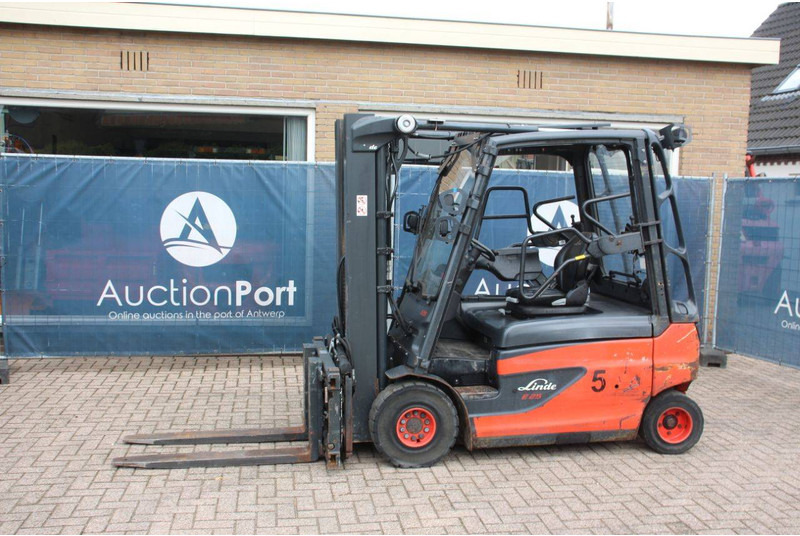 Linde E25L-01 - Chariot élévateur électrique: photos 1 Linde E25L-01 - Chariot élévateur électrique: photos 1