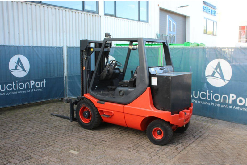 Linde E35P - Chariot élévateur électrique: photos 3 Linde E35P - Chariot élévateur électrique: photos 3