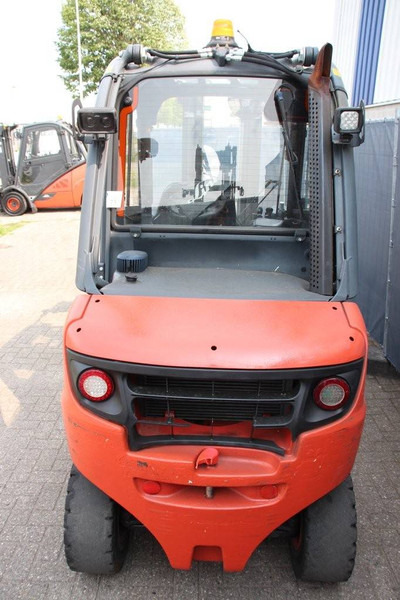 Linde H35 - Chariot élévateur diesel: photos 4 Linde H35 - Chariot élévateur diesel: photos 4