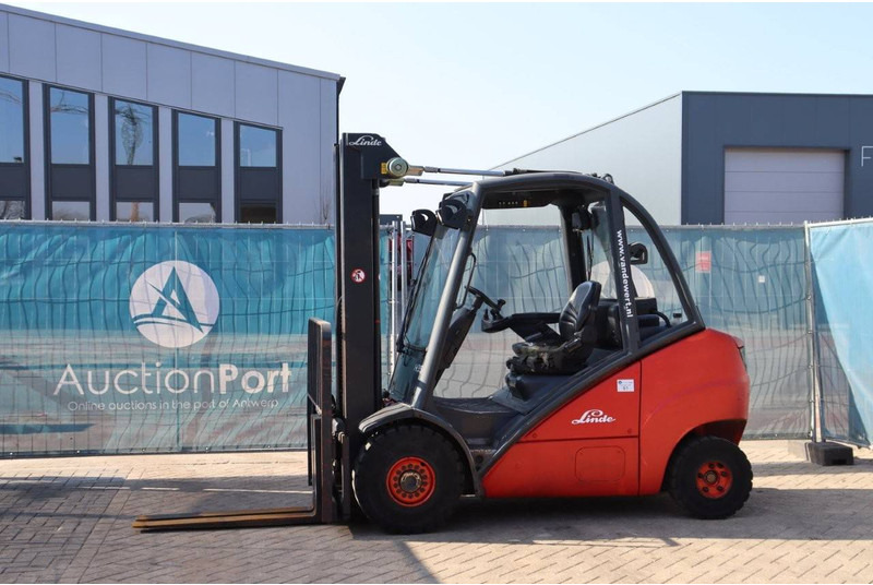 Linde H35D - Chariot élévateur diesel: photos 1 Linde H35D - Chariot élévateur diesel: photos 1