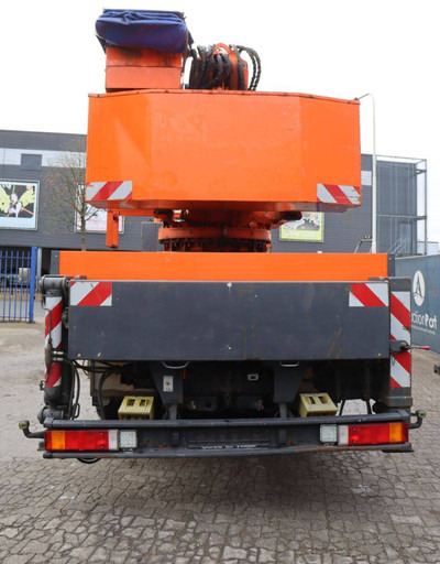 MAN 26.364 6x4 - Camion grue: photos 3 MAN 26.364 6x4 - Camion grue: photos 3