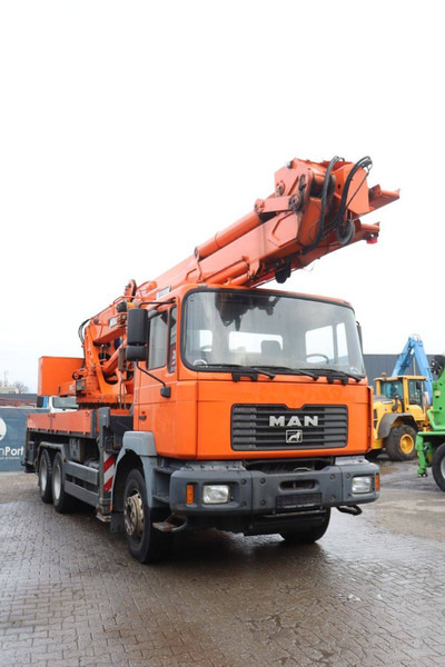 MAN 26.364 6x4 - Camion grue: photos 5 MAN 26.364 6x4 - Camion grue: photos 5