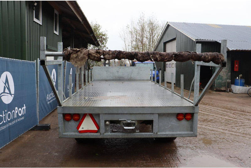 MUSSCHE - Remorque plateau: photos 4 MUSSCHE - Remorque plateau: photos 4