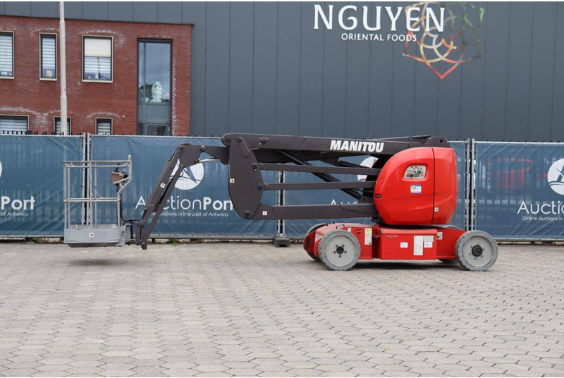 Manitou 150 AETJ Compact - Nacelle articulée: photos 1 Manitou 150 AETJ Compact - Nacelle articulée: photos 1