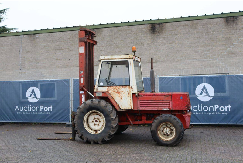 Manitou 4RM30G - Chariot tout terrain: photos 3 Manitou 4RM30G - Chariot tout terrain: photos 3