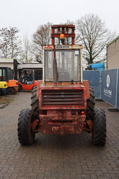 Manitou 4RM30G - Chariot tout terrain: photos 5 Manitou 4RM30G - Chariot tout terrain: photos 5