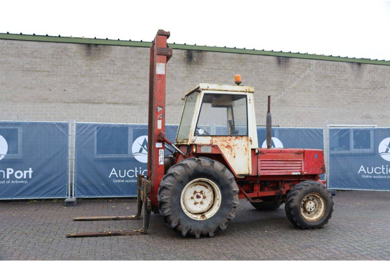 Manitou 4RM30G - Chariot tout terrain: photos 1 Manitou 4RM30G - Chariot tout terrain: photos 1