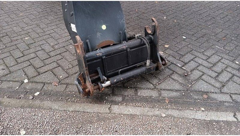 Manitou - Attache rapide: photos 3 Manitou - Attache rapide: photos 3