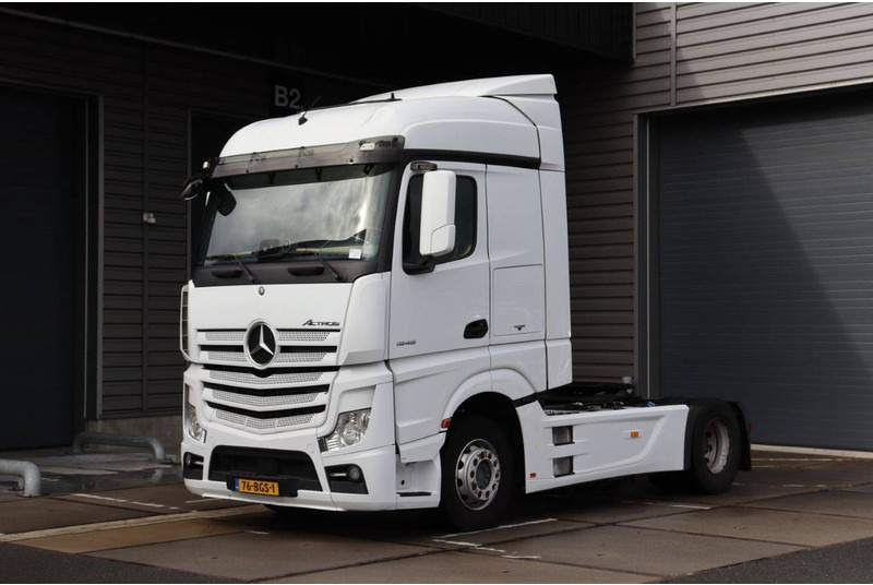 Châssis cabine Mercedes-Benz ACTROS: photos 8