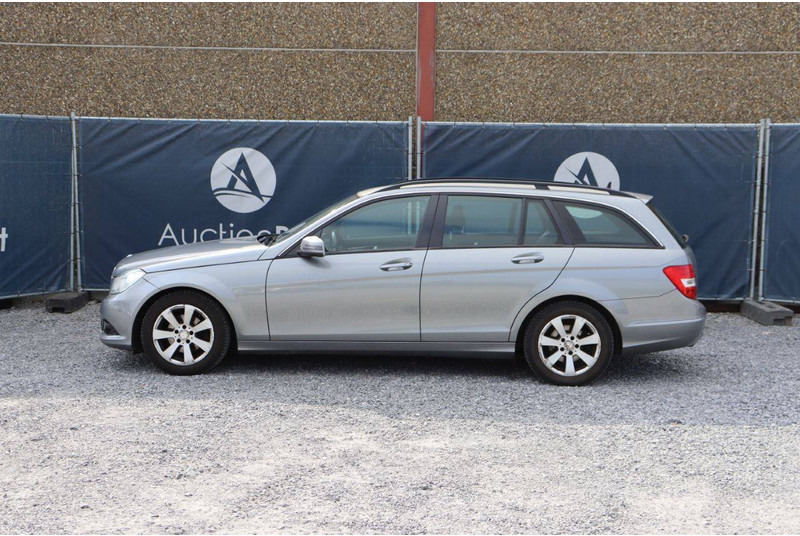 Mercedes-Benz C-Klasse 180 CDI - Berline: photos 2 Mercedes-Benz C-Klasse 180 CDI - Berline: photos 2