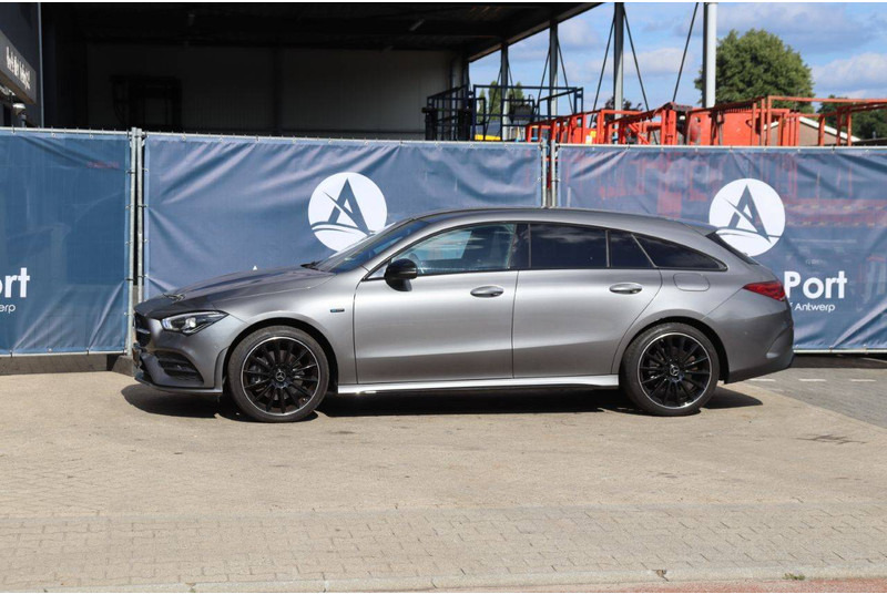 Mercedes-Benz CLA-Klasse 250e Shooting brake - Voiture break: photos 1 Mercedes-Benz CLA-Klasse 250e Shooting brake - Voiture break: photos 1