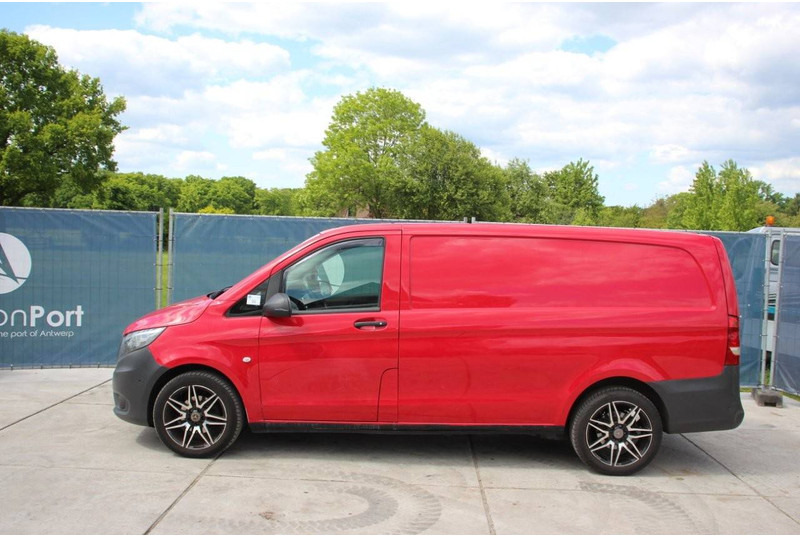 Mercedes-Benz Vito - Fourgon utilitaire: photos 2 Mercedes-Benz Vito - Fourgon utilitaire: photos 2