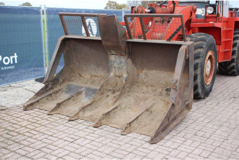 Chargeuse sur pneus O & K L25: photos 9