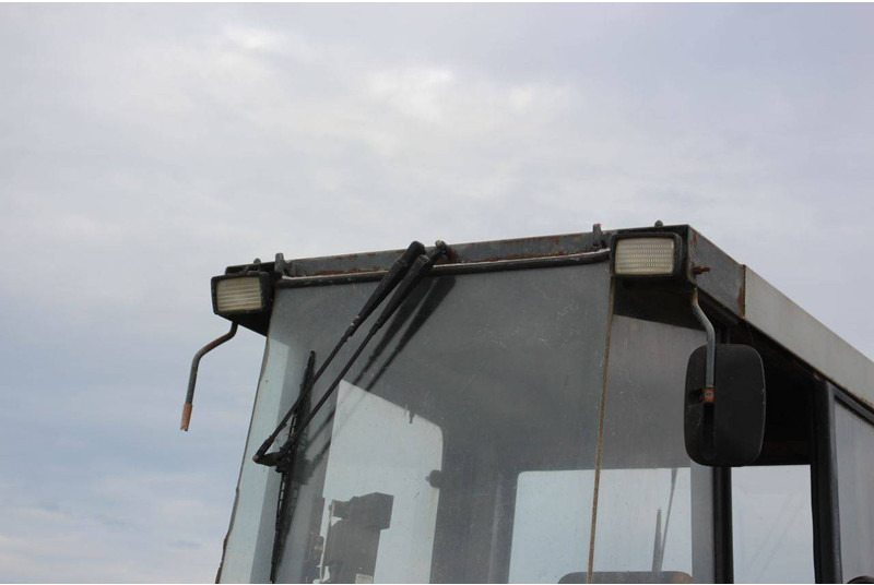 Chargeuse sur pneus O & K L25: photos 11