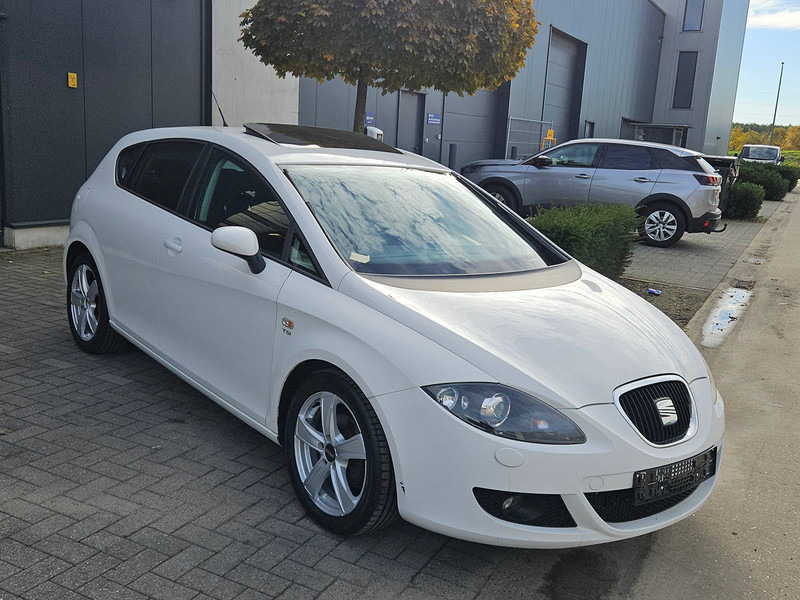 SEAT Leon 1.4 TSI - Berline: photos 4 SEAT Leon 1.4 TSI - Berline: photos 4