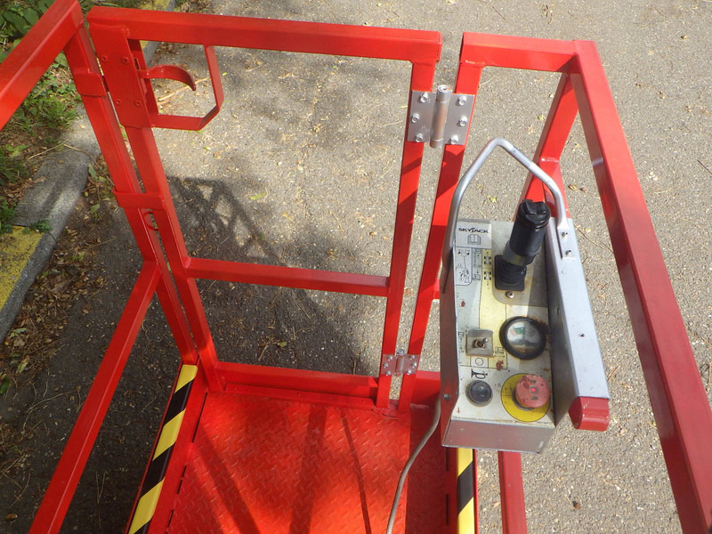 Skyjack SJ16 - Nacelle: photos 4 Skyjack SJ16 - Nacelle: photos 4