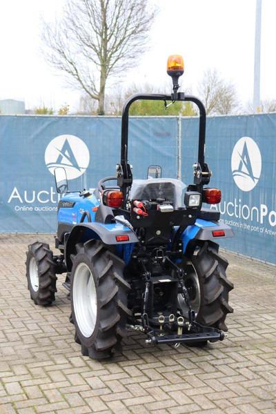 Solis 26 - Tracteur agricole: photos 4 Solis 26 - Tracteur agricole: photos 4