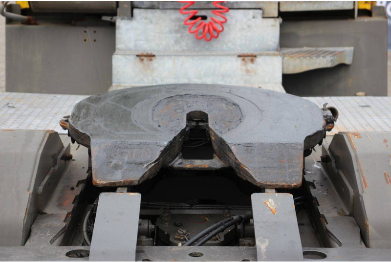 Tracteur portuaire Terberg YT182: photos 17 Tracteur portuaire Terberg YT182: photos 17